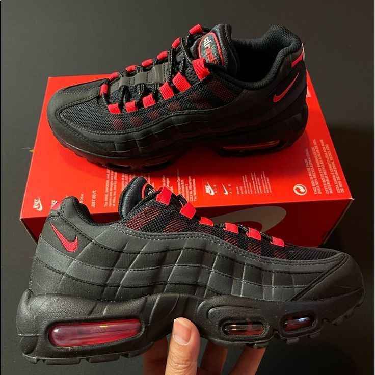 Nike Air Max 95 Black laser Crimson